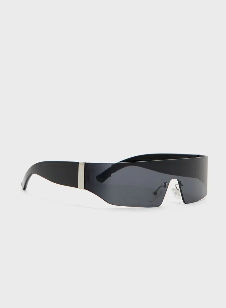 Sporty Racer Sunglasses
