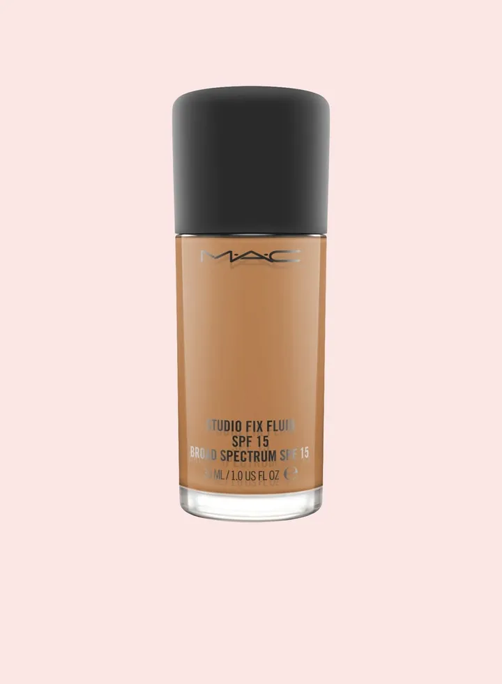 Studio Fix Fluid SPF 15 Foundation - NW45