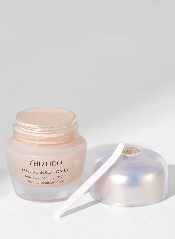 Total Radiance Foundation - Neutral 2