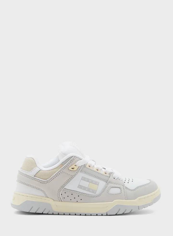 Droid Low Top Sneakers