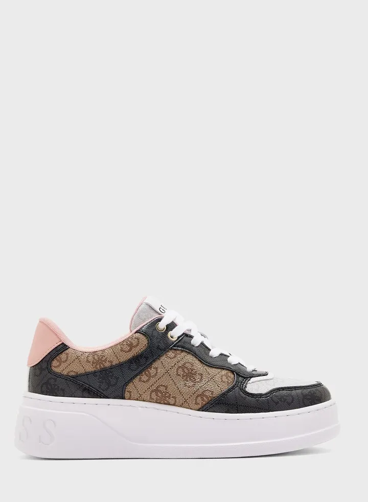 Cleva4 Low Top Sneakers