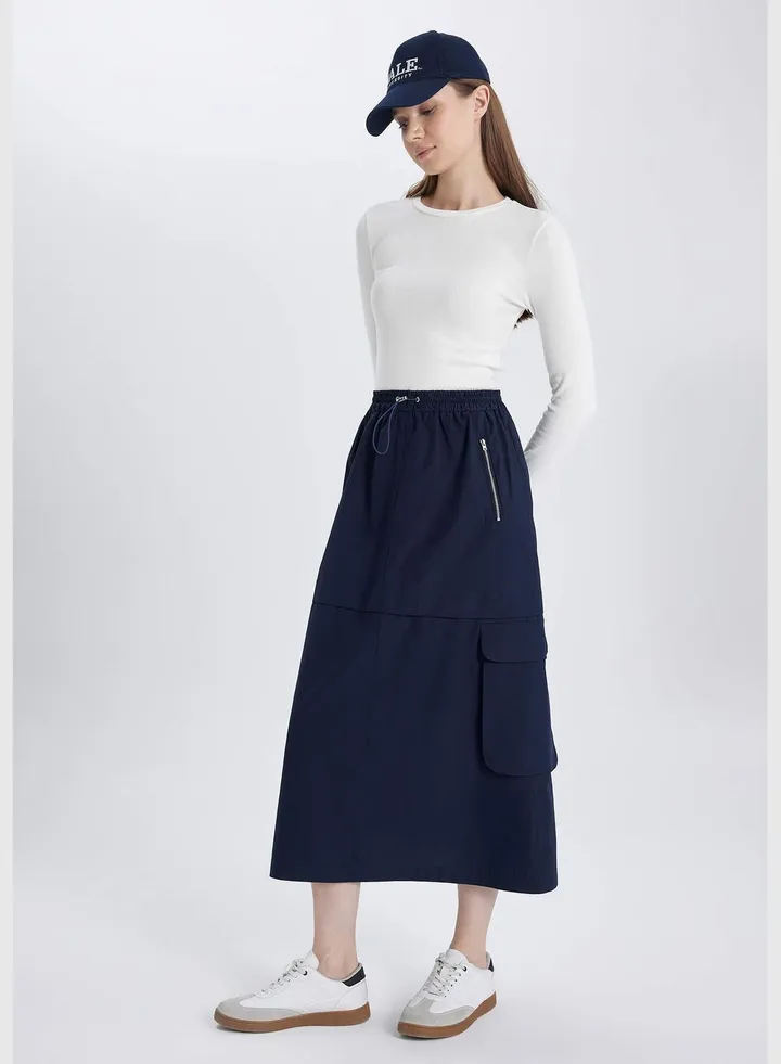 Woman Woven Skirt Cargo Fit