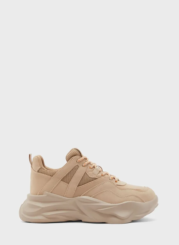 Everrly Low-Top Sneakers