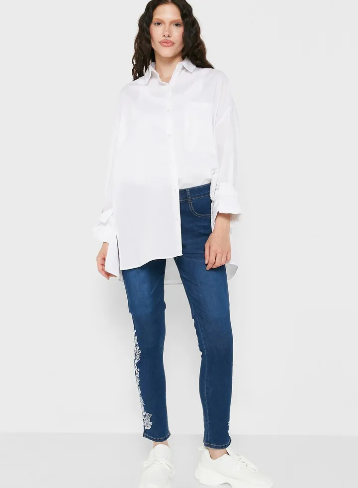 Embroidered Mom Jeans