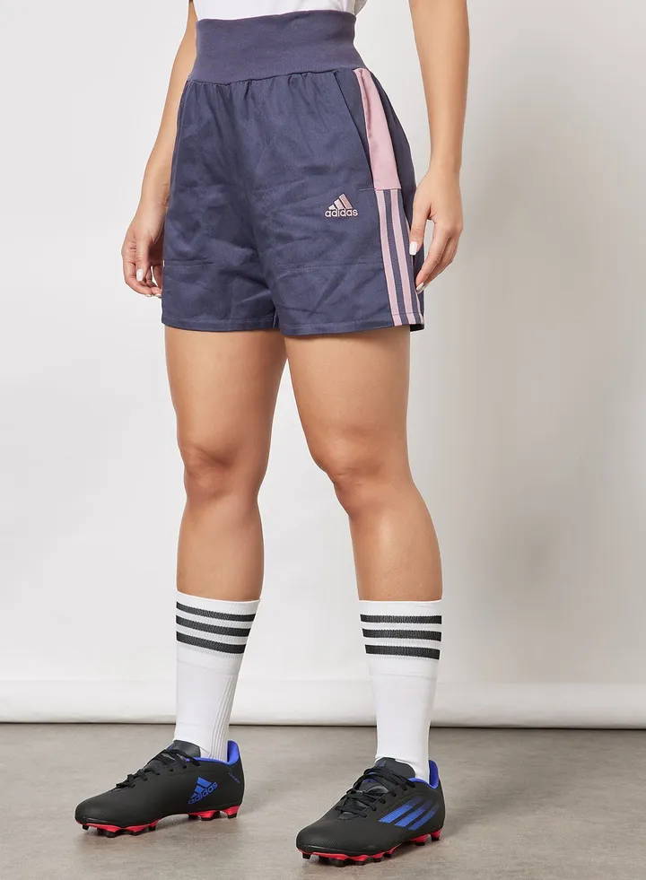 Tiro Shorts