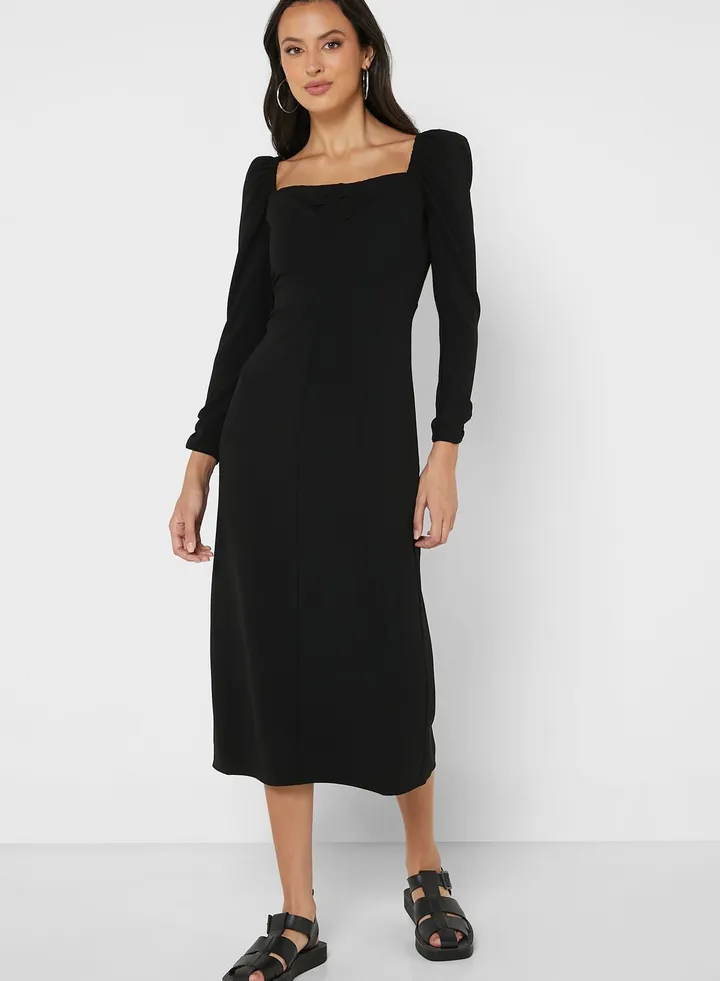 Puff Sleeve Sweetheart Neck Dress