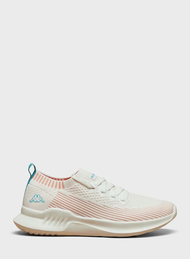 Women's Sports Shoes