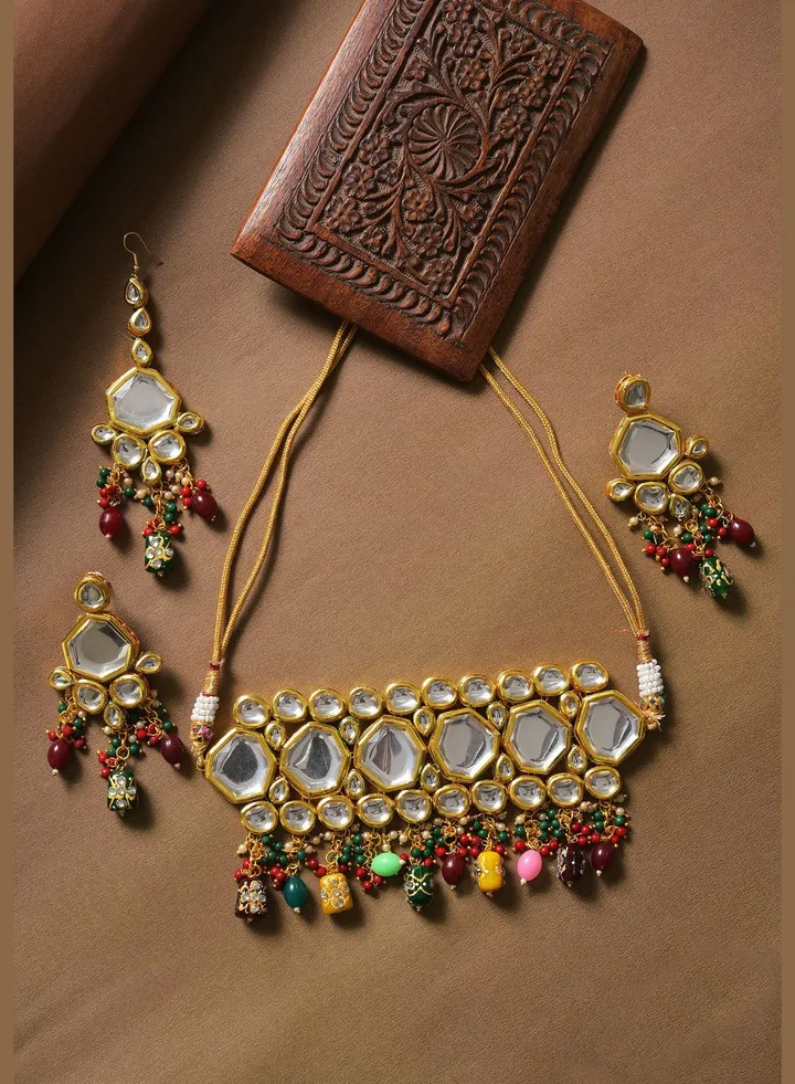 Gold Plated Designer Kundan Necklace, Earrings and Maang Tikka Set