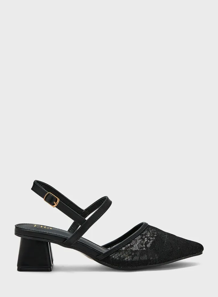 Lace Pumps - Black