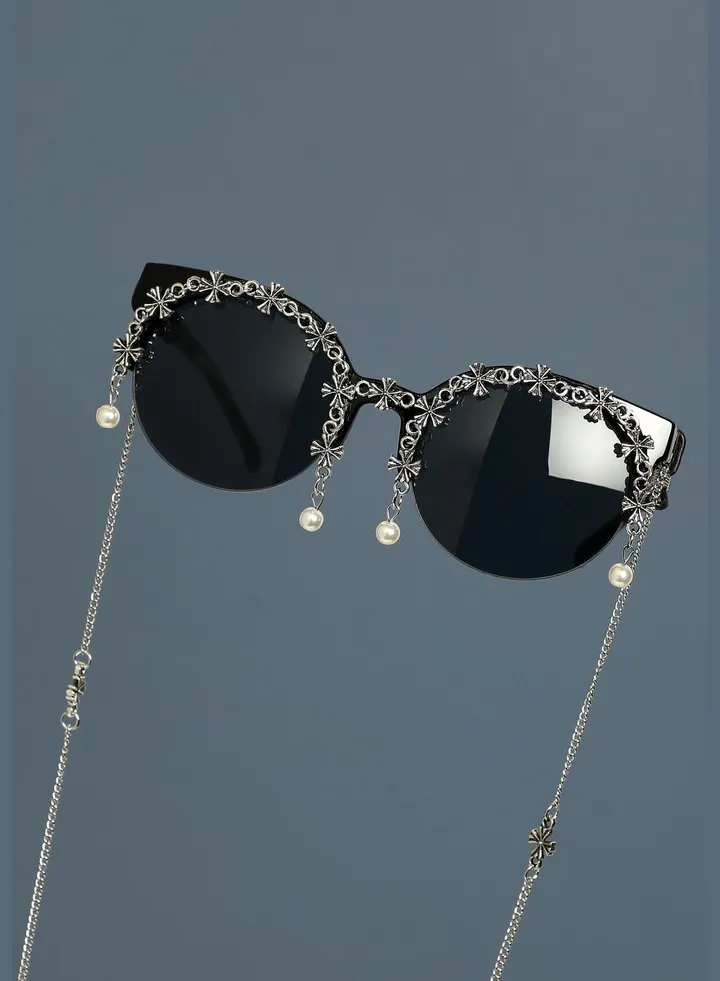 Trendy Designer Stone Western Wear Sunglass For Women
