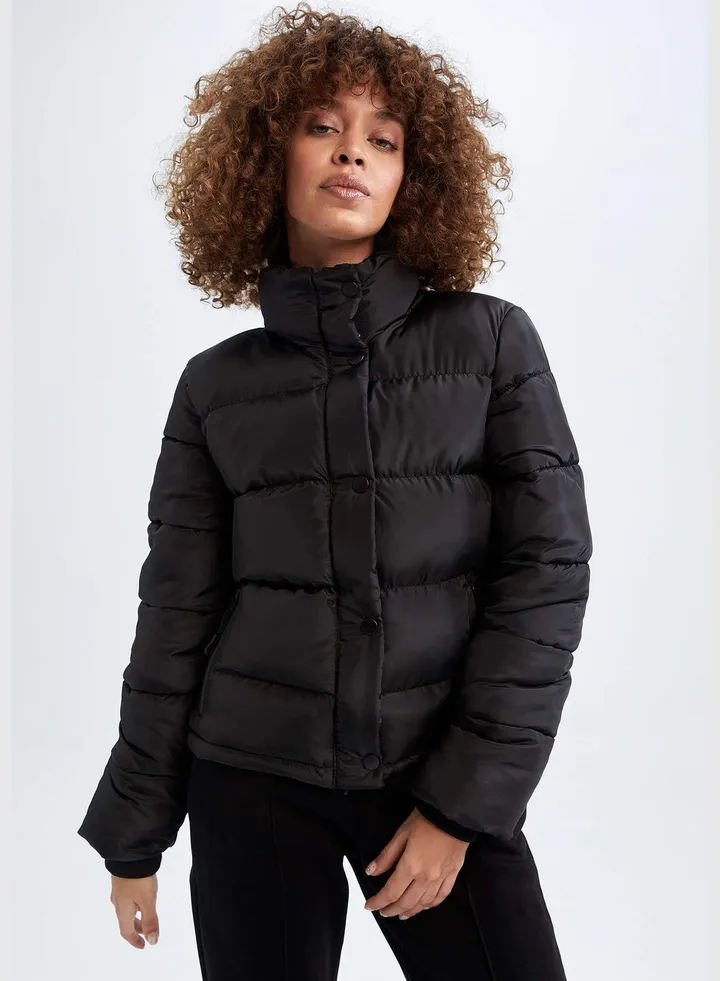 Woman Hooded Jacket