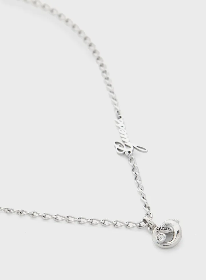 Necklace With Knot Pendant