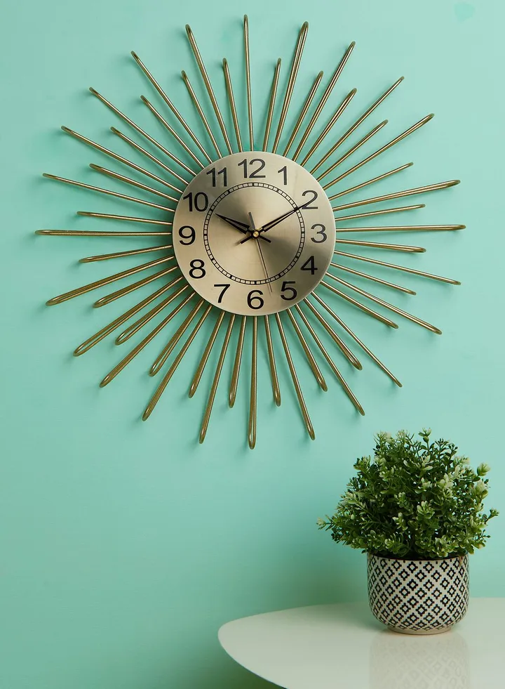 Gold Detail Wall Clock