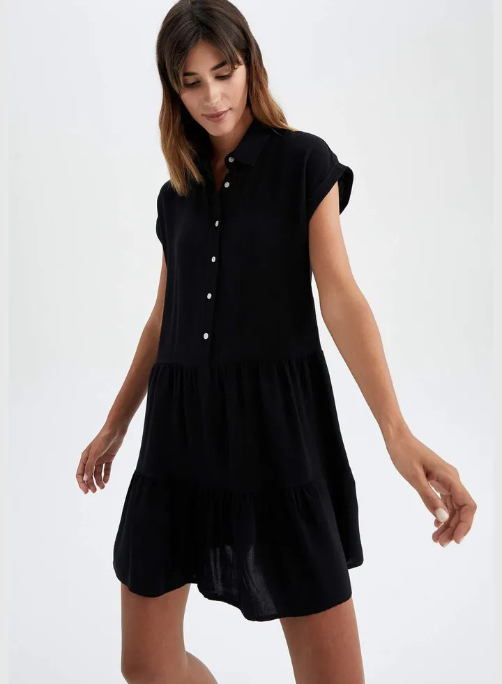 Woman Tiered Shirt Neck Short Sleeve Woven Dress