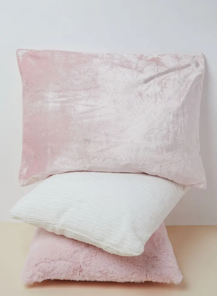 Velvet Cushion With Insert 18X24"