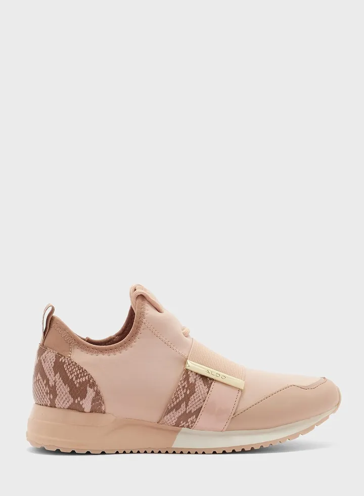 Vipera Low Top Sneakers