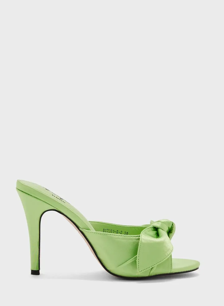 Bow-Detail Mules