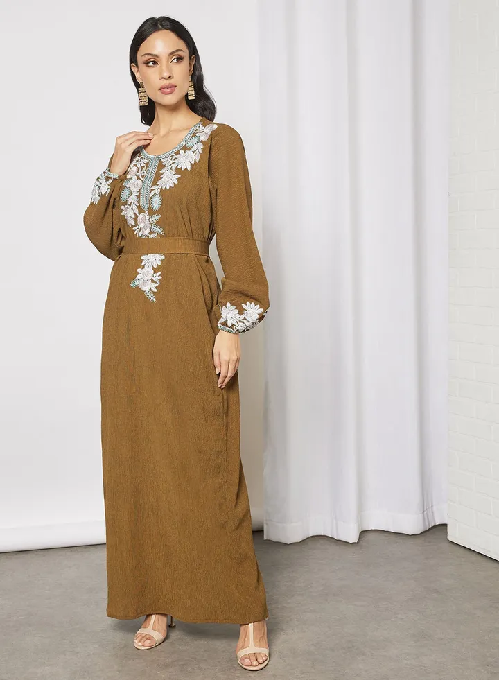 Jalabiya With Floral Embroidery And Garterised Sleeves With Belt