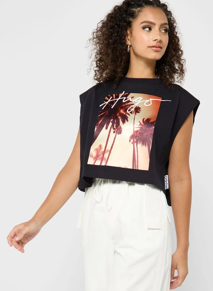 Round Neck Graphic Crop Top