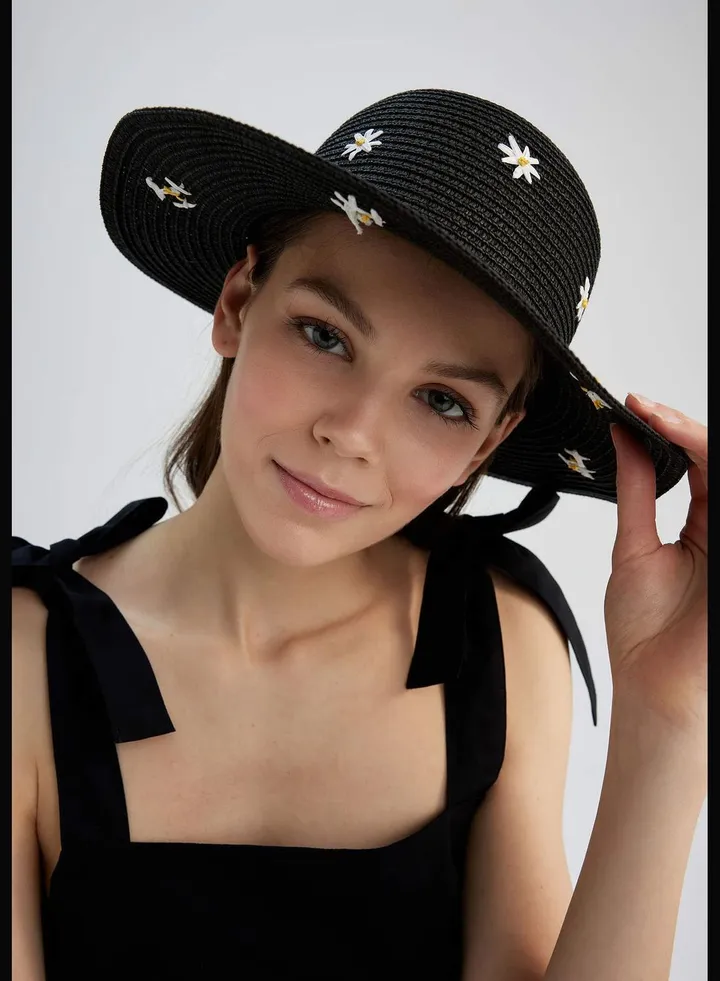 Woman Casual Hat
