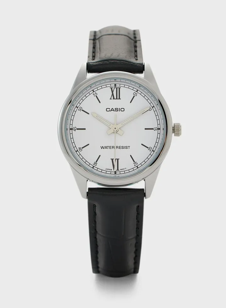 Leather Strap Analog Watch