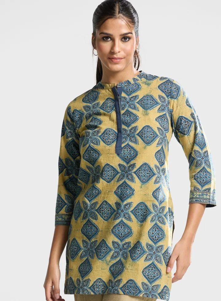 Crew Neck Floral Printed Kurti