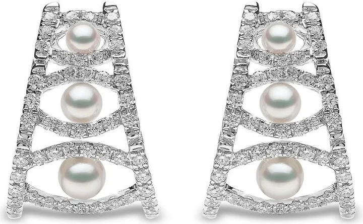 18kt white gold Raindrop pearl and diamond earrings