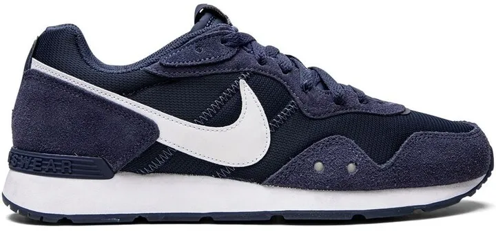 Venture Runner sneakers