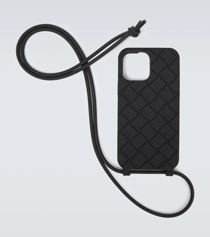 iPhone 13 Pro Max cover
