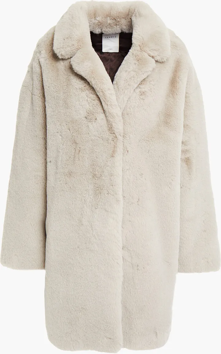 Fanye faux fur coat