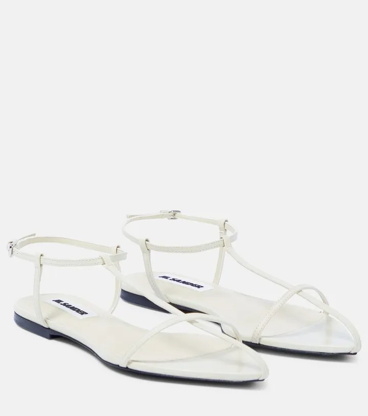 Leather thong sandals
