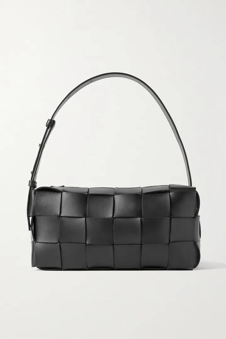 Bottega Veneta - Cassette Intrecciato Leather Shoulder Bag - Black