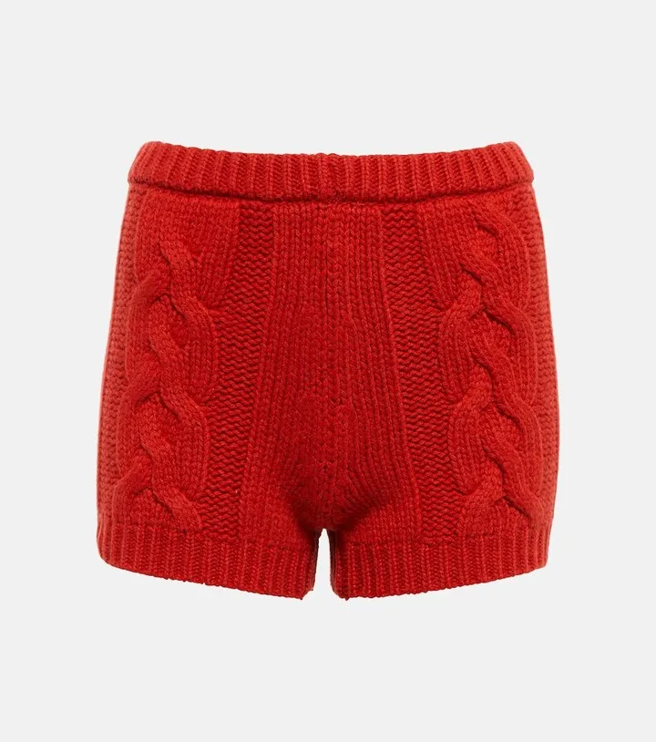 Cable-knit cashmere shorts