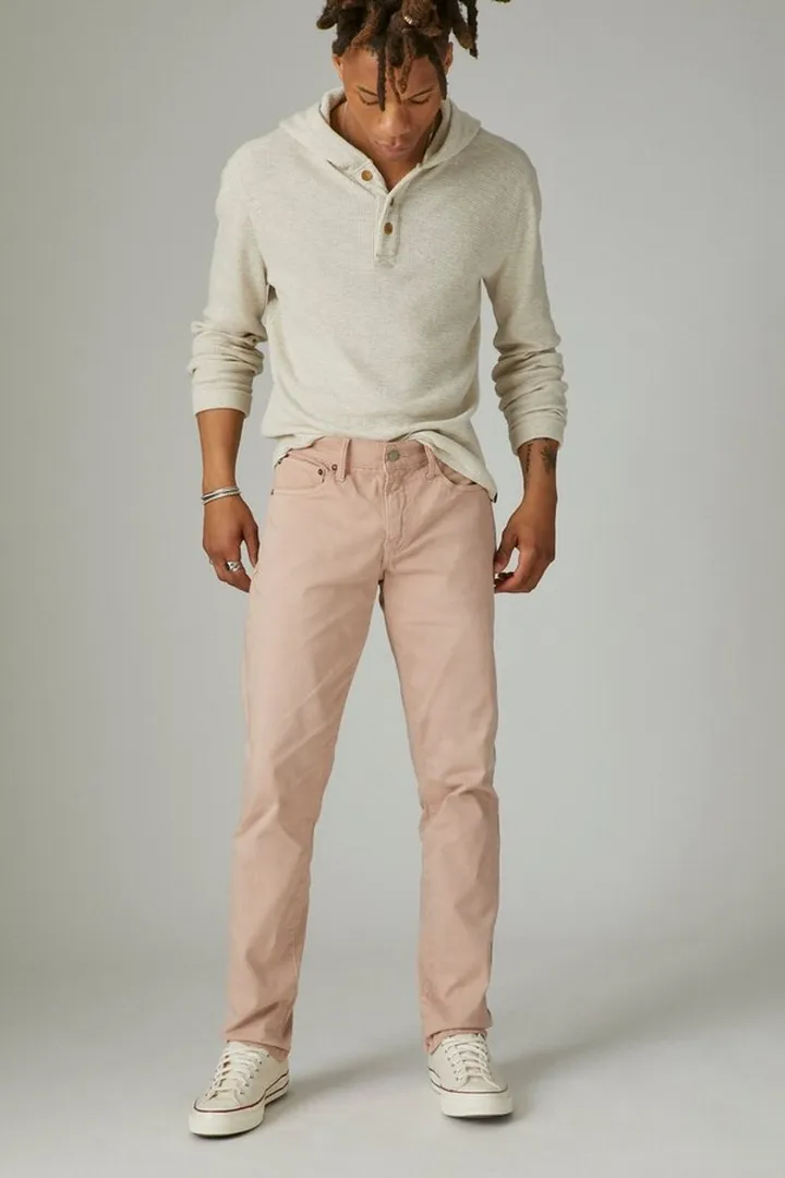 110 Slim Sateen Stretch