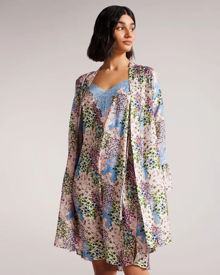 Floral Satin Robe in Light Pink