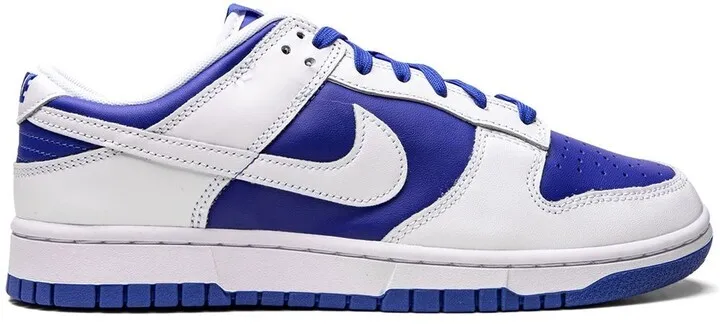 Dunk Low sneakers