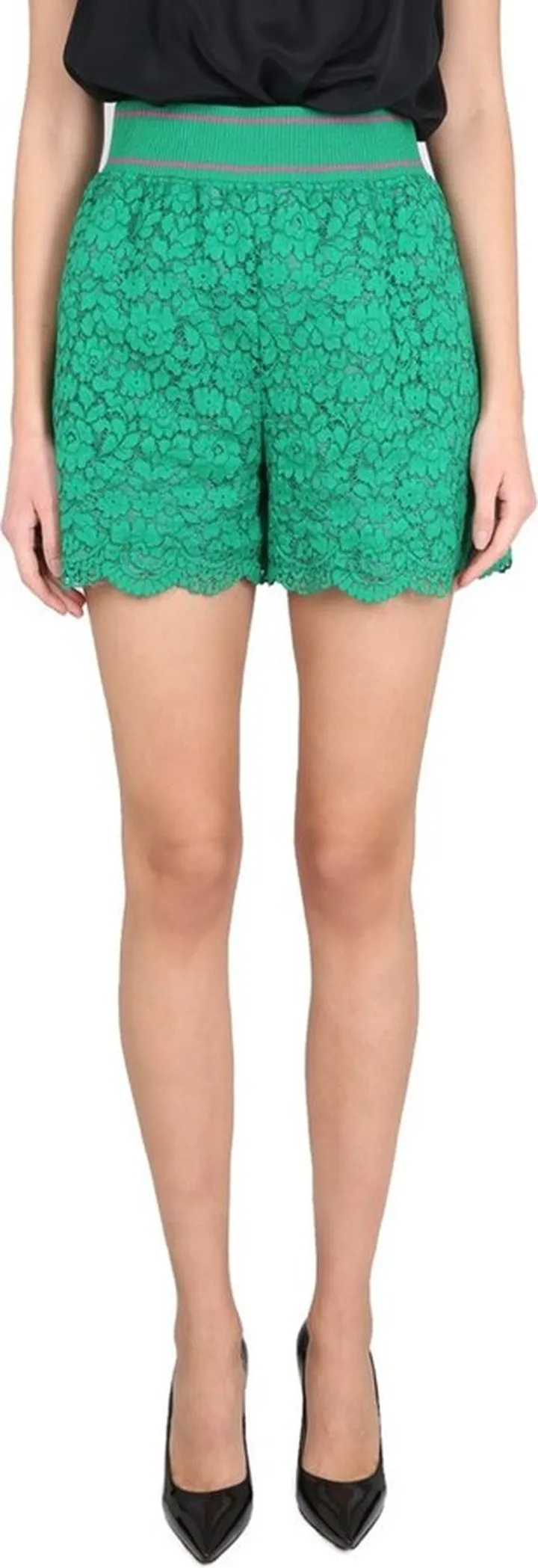 Boutique Moschino Floral-Lace Detailed Shorts
