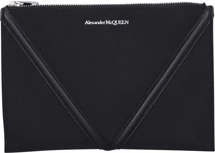 Pouch Bag With Zip Harness