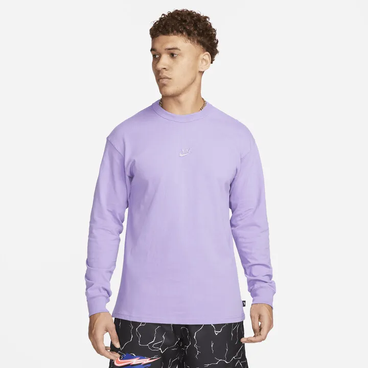 Men's Nike Sportswear Premium Essentials Long-Sleeve T-Shirt in Purple