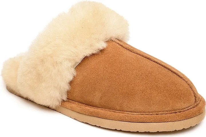 Minnetonka Sheepskin Slide