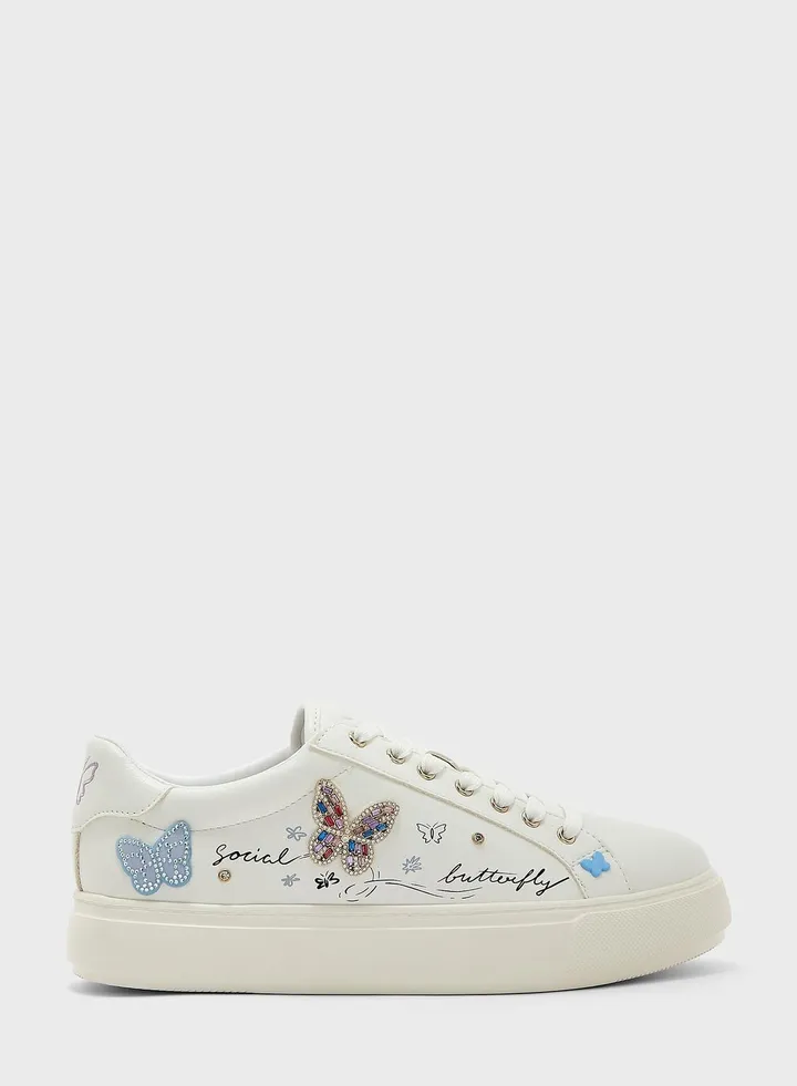 Gwiri Low Top Sneakers