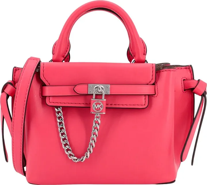 Leather handbag with frontal logoed padlock
