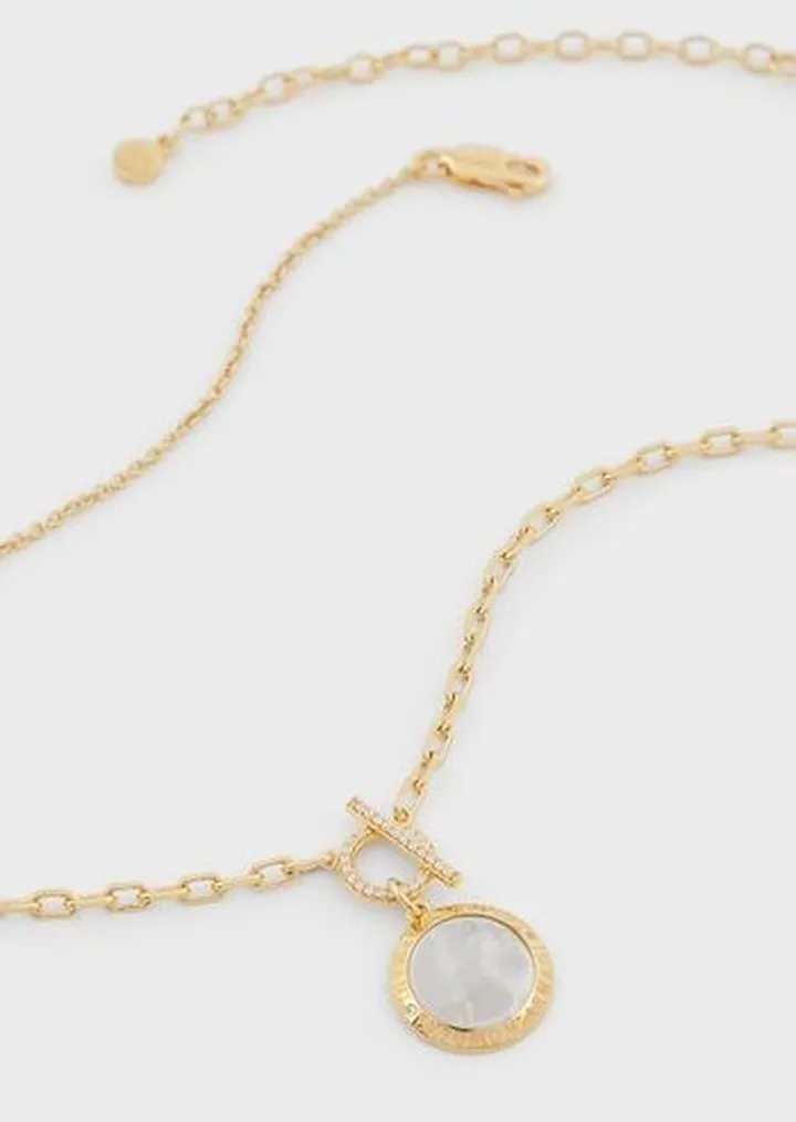 White Mother of Pearl Pendant Necklace