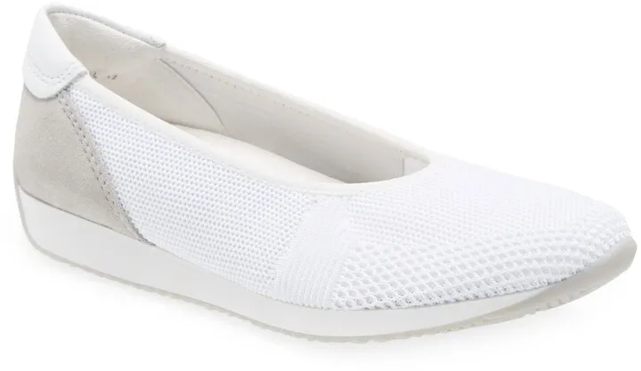 Lauren Slip-On Sneaker