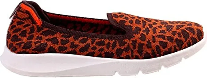 Spenco Women's Epic Stretch Giraffe Sneaker