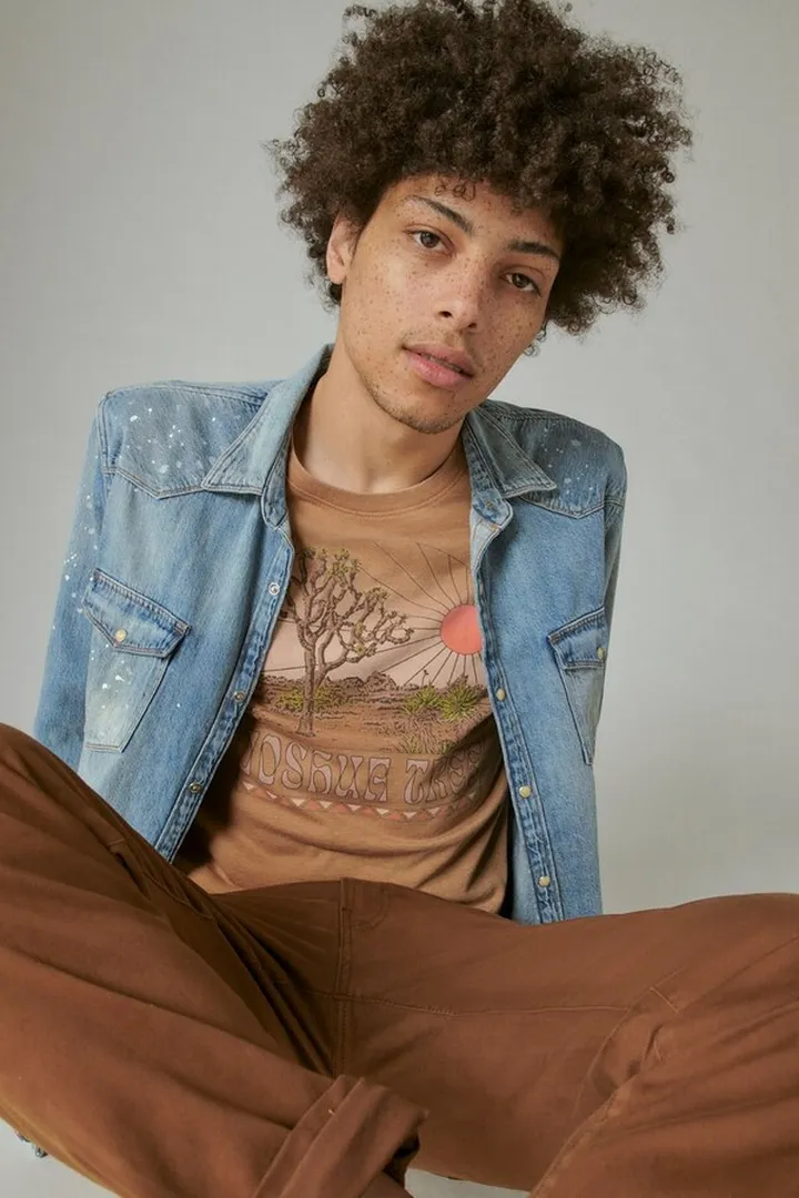 Joshua Tree Graphic Tee