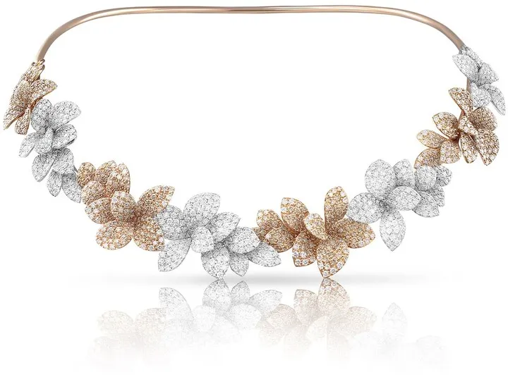 Stelle in Fiore Two-Tone Diamond Pave Flower Necklace