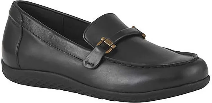 Castle Womens Leather Comfort Slip-On Sneakers