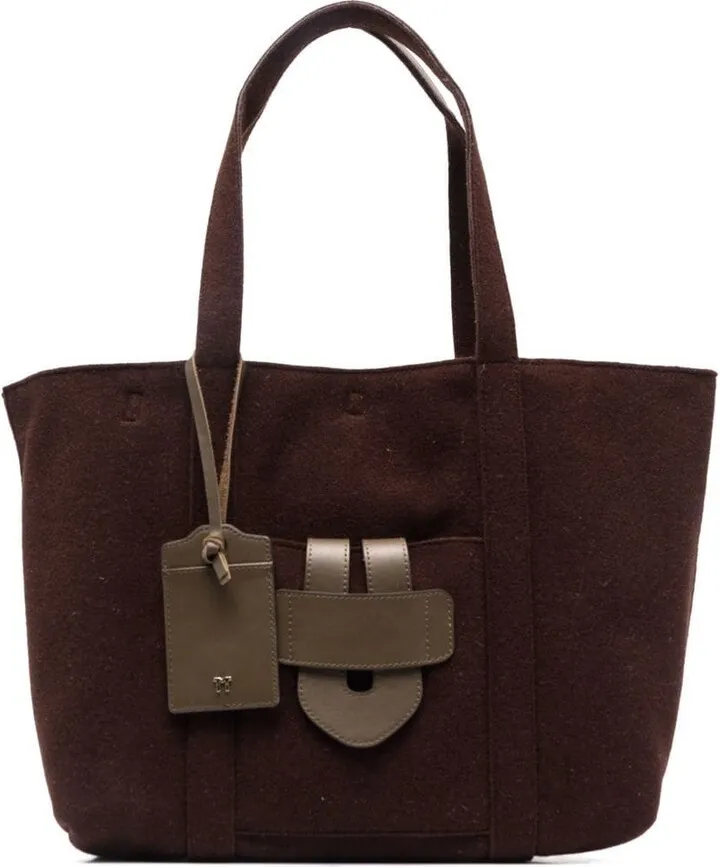 Simple slip-pocket tote bag