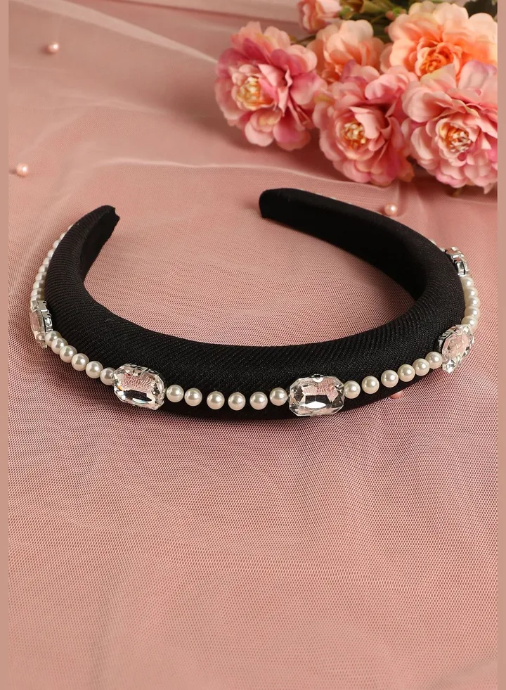 Trendy Pearls Western Wear Hair Band For Women